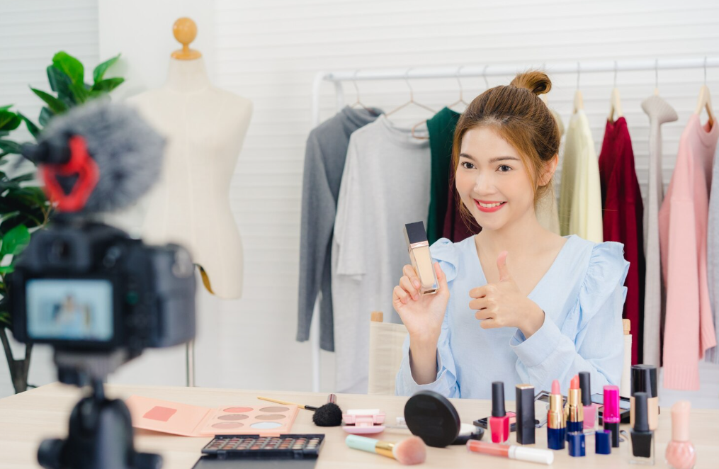customer-reviews-vs-influencer-marketing-2